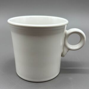 Fiesta White Mug 10 oz HLC USA Ceramic Coffee Cup Tom and Jerry Style